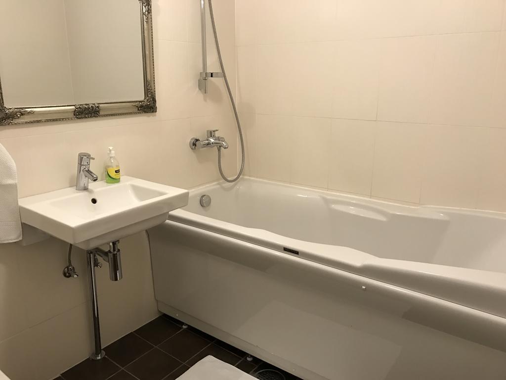 Roseni City Apartment Reval Esterno foto